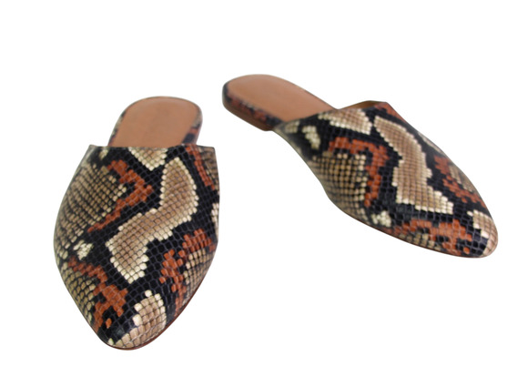Madewell Shoes - Madewell MULTICOLOR LEATHER SNAKE EMBOSSED FLAT POINTED SANDALS MULES SHOES Sz 9